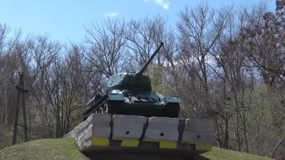 На Тернопільщині понад тисячу пам’ятників радянської доби: чи демонтують їх На Тернопільщині понад тисячу пам’ятників радянської доби: чи демонтують їх
