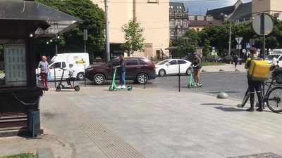 Правила руху для електросамокатів: чи штрафуватимуть львів'ян за порушення ПДР Правила руху для електросамокатів: чи штрафуватимуть львів'ян за порушення ПДР