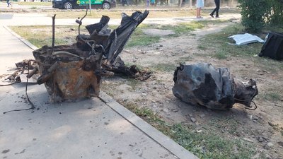 Сапери вилучили залишки ракети з-під завалів гуртожитку у Салтівському районі Харкова Сапери вилучили залишки ракети з-під завалів гуртожитку у Салтівському районі Харкова