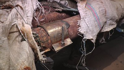 В одному з кропивницьких укриттів прорвало трубу. Куди ховаються люди