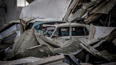 Ракета РФ зруйнувала ТЦ "Рив'єра" в Одесі та пошкодила будинки. Фоторепортаж Ракета РФ зруйнувала ТЦ "Рив'єра" в Одесі та пошкодила будинки. Фоторепортаж