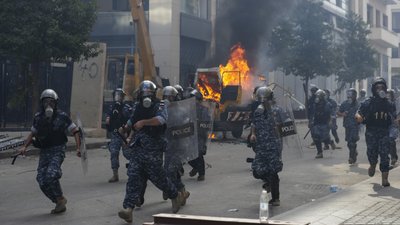 Протести у Бейруті, Ліван, 8 серпня 2020 року Протести у Бейруті, Ліван, 8 серпня 2020 року