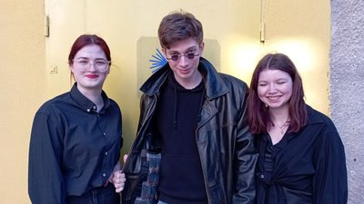 У Тернополі волонтери провели "Квартирник", щоб зібрати кошти для ЗСУ У Тернополі волонтери провели "Квартирник", щоб зібрати кошти для ЗСУ