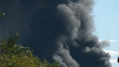 Пошкоджені інфраструктурний об'єкт і будівля пожежно-рятувальної частини: атака РФ дронами