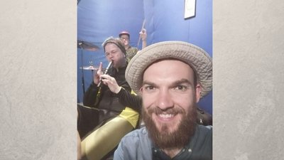 Поки фронтмен на війні, учасники черкаського гурту завершили роботу над його піснею про Дніпро Поки фронтмен на війні, учасники черкаського гурту завершили роботу над його піснею про Дніпро