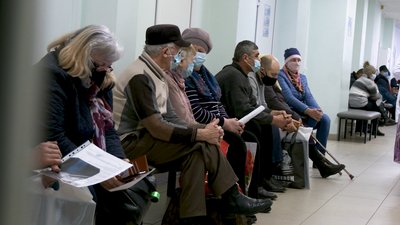 У Черкасах вакцинували сотню медиків У Черкасах вакцинували сотню медиків
