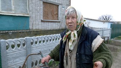 У Надій лишається надія. У прифронтових селах на Миколаївщині продовжують жити літні люди У Надій лишається надія. У прифронтових селах на Миколаївщині продовжують жити літні люди