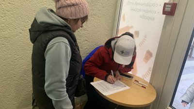 Близько 15 000 порцій обідів переселенцям видали волонтери БФ «Карітас» за 10 місяців Близько 15 000 порцій обідів переселенцям видали волонтери БФ «Карітас» за 10 місяців