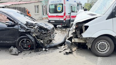ДТП у Чернігові: внаслідок аварії на вулиці Довженка травмувалася людина