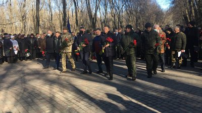 У Вінниці вшанували пам'ять учасників бойових дій на території інших держав У Вінниці вшанували пам'ять учасників бойових дій на території інших держав