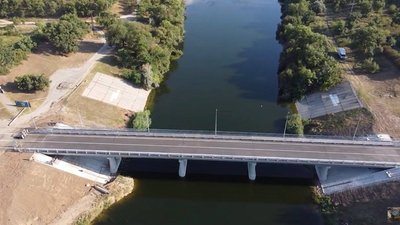 На Херсонщині після ремонту поновили рух мостом через Північно-Кримський канал