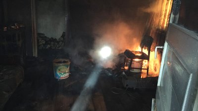 На Закарпатті під час пожежі у власному будинку загинув дідусь
