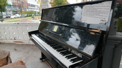 Фортепіано, яке стояло в Альтанці