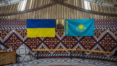 "Народ Казахстану на боці українців". У Дніпрі казахська діаспора відкрила "Юрту Незламності" "Народ Казахстану на боці українців". У Дніпрі казахська діаспора відкрила "Юрту Незламності"