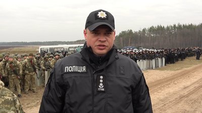 Силовики Житомирщини тренуються захищати кордон від нелегальних мігрантів Силовики Житомирщини тренуються захищати кордон від нелегальних мігрантів