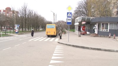 Зупинка "Сади-2" у Полтаві Зупинка "Сади-2" у Полтаві