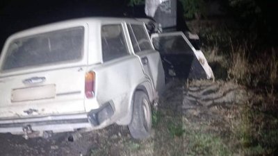 На Харківщині автівка в'їхала у стовп, загинув 35-річний пасажир На Харківщині автівка в'їхала у стовп, загинув 35-річний пасажир