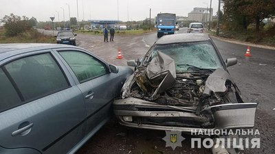 Шість дорожньо-транспортних пригод трапилось на Тернопільщині Шість дорожньо-транспортних пригод трапилось на Тернопільщині