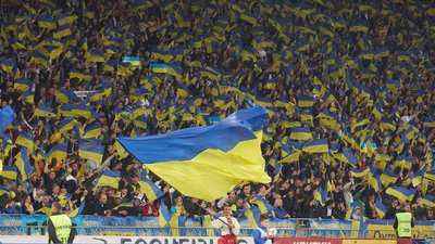Матчі України, "Динамо" та "Шахтаря" пройдуть з глядачами - Павелко