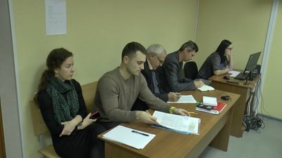 Мати загиблого велосипедиста Наталія Левченко (зліва) з адвокатом Дмитром Семехою Мати загиблого велосипедиста Наталія Левченко (зліва) з адвокатом Дмитром Семехою