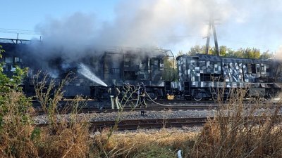 Військові РФ ударили двома БпЛА по потягу Київ-Суми