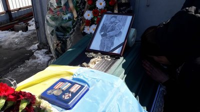 "Усе життя присвятив захисту України". У Сумах попрощалися з солдатом Сергієм Соколовим "Усе життя присвятив захисту України". У Сумах попрощалися з солдатом Сергієм Соколовим