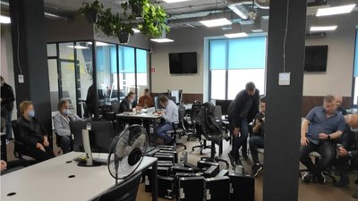 Вкрали 9 мільйонів. СБУ викрила хакерське угруповання