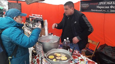 17-й міжнародний фестиваль вина проводять у Берегові 17-й міжнародний фестиваль вина проводять у Берегові