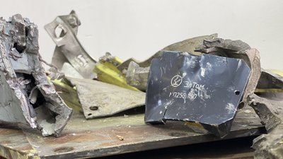 У музеї російсько-української війни в Сокирянах зберігають уламки ракети, яка влучила на території Буковини
