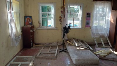 "Згоріло все, що було у хаті", - мешканці села Шевченкове на Охтирщині про втрати після обстрілів росіянами "Згоріло все, що було у хаті", - мешканці села Шевченкове на Охтирщині про втрати після обстрілів росіянами
