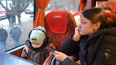 Ще 50 важкохворих дітей виїхали на лікування зі Львова до країн ЄС