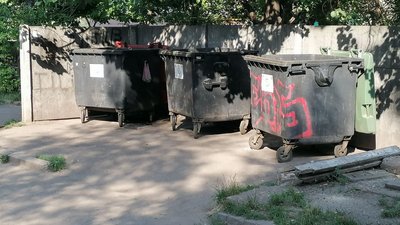 Кропивничани заборгували за вивезення сміття 17 мільйонів гривень Кропивничани заборгували за вивезення сміття 17 мільйонів гривень