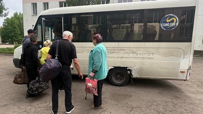 Евакуація зі Словʼянська