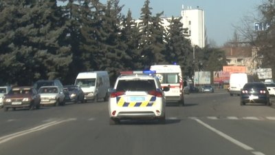 В Ужгороді перевіряли, як водії реагують на спецсигнали поліцейських та "Швидкої"