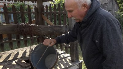 У селі на Корюківщині висохли колодязі: село залишилось без питної води