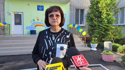 У житомирському ліцеї №3 скасували поділ класів на групи для вивчення іноземних мов У житомирському ліцеї №3 скасували поділ класів на групи для вивчення іноземних мов