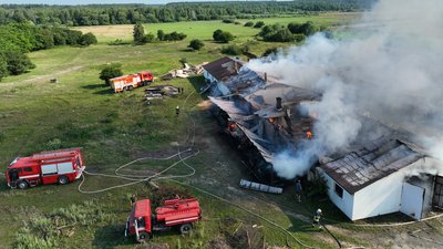 В Луцькому районі горів столярний цех