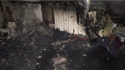 Під час пожежі у Харкові в квартирі знайшли жінку з 20-ма ножовими пораненнями Під час пожежі у Харкові в квартирі знайшли жінку з 20-ма ножовими пораненнями