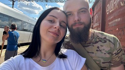 "Сил на фронті додають думки про дім та дружину, яка мене чекає": військовий з Тернопільщини Андрій Лотоцький "Сил на фронті додають думки про дім та дружину, яка мене чекає": військовий з Тернопільщини Андрій Лотоцький