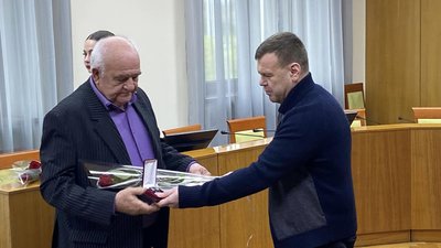 В Одеській області вперше нагородили відзнакою Президента "За оборону України"