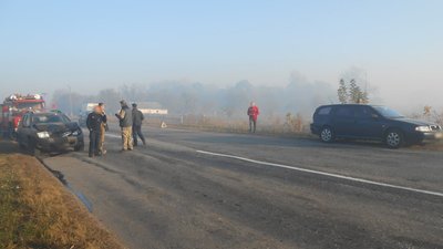 "Тільки через щасливий збіг не загинули люди". На трасі Суми-Путивль зіткнулися чотири автомобілі "Тільки через щасливий збіг не загинули люди". На трасі Суми-Путивль зіткнулися чотири автомобілі