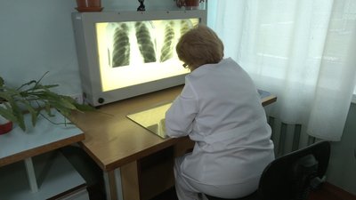 Директор просить дофінансувати тубдиспансер у Рівному, щоб не скорочувати людей. Влада відреагувала
