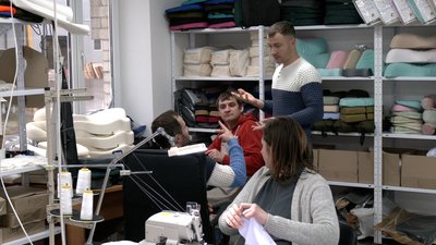 Евакуйований з Харківщини бізнес підприємець відновив у Рівному і планує вийти на європейський ринок Евакуйований з Харківщини бізнес підприємець відновив у Рівному і планує вийти на європейський ринок