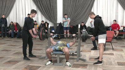 У Сумах відбувся чемпіонат з багатоповторного жиму та армліфтингу У Сумах відбувся чемпіонат з багатоповторного жиму та армліфтингу