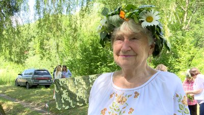 Львів’яни поважного віку святкували Івана Купала. Як це було Львів’яни поважного віку святкували Івана Купала. Як це було