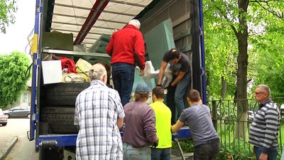 У Житомирі волонтери передали стоматологічний комплекс з Німеччини для поліклініки У Житомирі волонтери передали стоматологічний комплекс з Німеччини для поліклініки