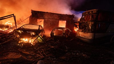 РФ атакувала південь Одещини: в Ізмаїльському порту пошкоджено судно, зруйновано СТО