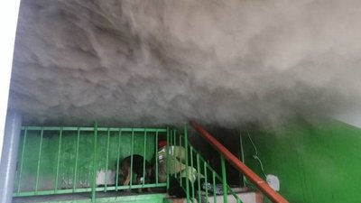 На Миколаївщині сталася пожежа в квартирі житлового будинку: ДСНС евакуювали 24 людини На Миколаївщині сталася пожежа в квартирі житлового будинку: ДСНС евакуювали 24 людини