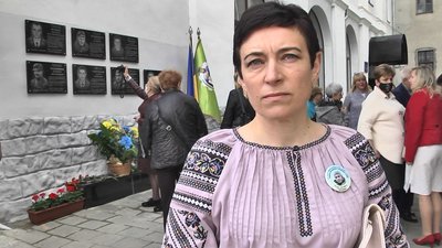 В коледжі у Луцьку відкрили сім меморіальних дошок випускникам, які загинули в АТО/ООС В коледжі у Луцьку відкрили сім меморіальних дошок випускникам, які загинули в АТО/ООС