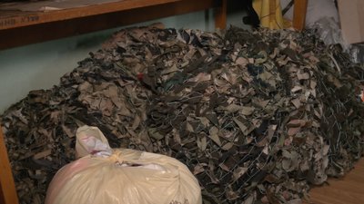 Черкаських волонтерів виселяють із їхнього штабу Черкаських волонтерів виселяють із їхнього штабу